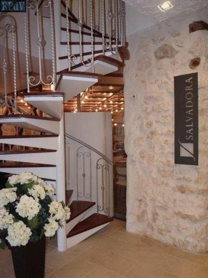 Hotel Restaurante Salvadora Villena Esterno foto
